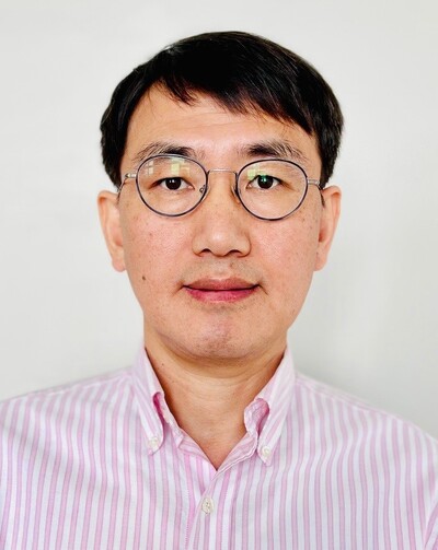 Photo of Dr. Jae Sik Ha, Associate Professor in the UIS School of Communication and Media